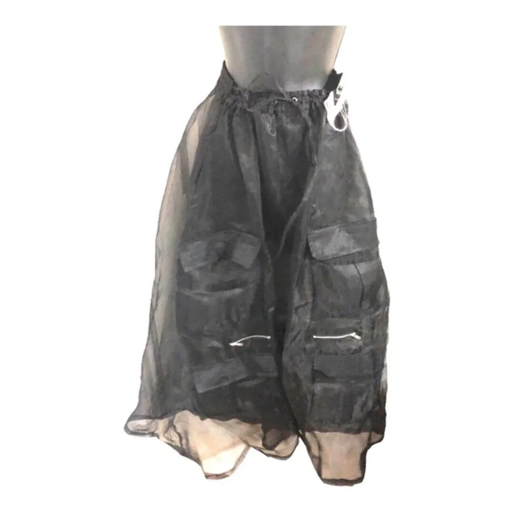 Black goth style sheer mesh chiffon cargo style full skirt size medium new‎